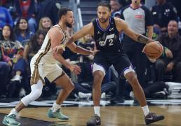 （体育）篮球——NBA常规赛：勇士勝(shèng)爵士