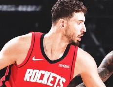 申京现在场均正(zhèng)负值+14.9，与约基奇并列(liè)NBA正(zhèng)负值最(zuì)高