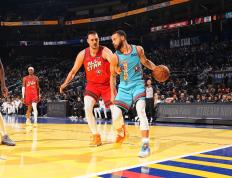 NBA5大超(chāo)远绝杀！吉迪14.3米(mǐ)绝杀湖人，榜首送18.6米(mǐ)神仙球