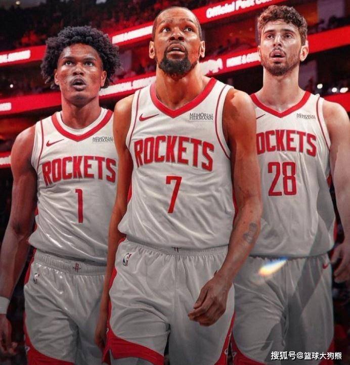 恭喜火箭队！杜兰特现身休(xiū)斯(sī)顿，正式与球(qiú)队開(kāi)始合練(liàn)，备战新赛季(jì)