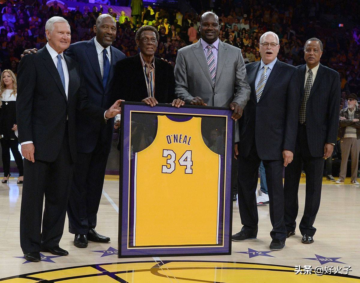 盘点:NBA球员球衣號(hào)码背(bèi)後(hòu)的(de)十大故事(排名(míng))