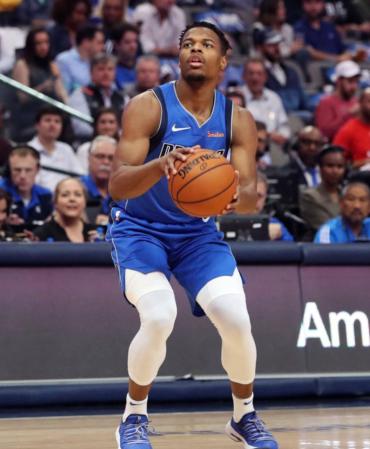 丹尼斯史密斯再次加盟(méng)达拉(lā)斯独行俠(xiá)NBA隊(duì)