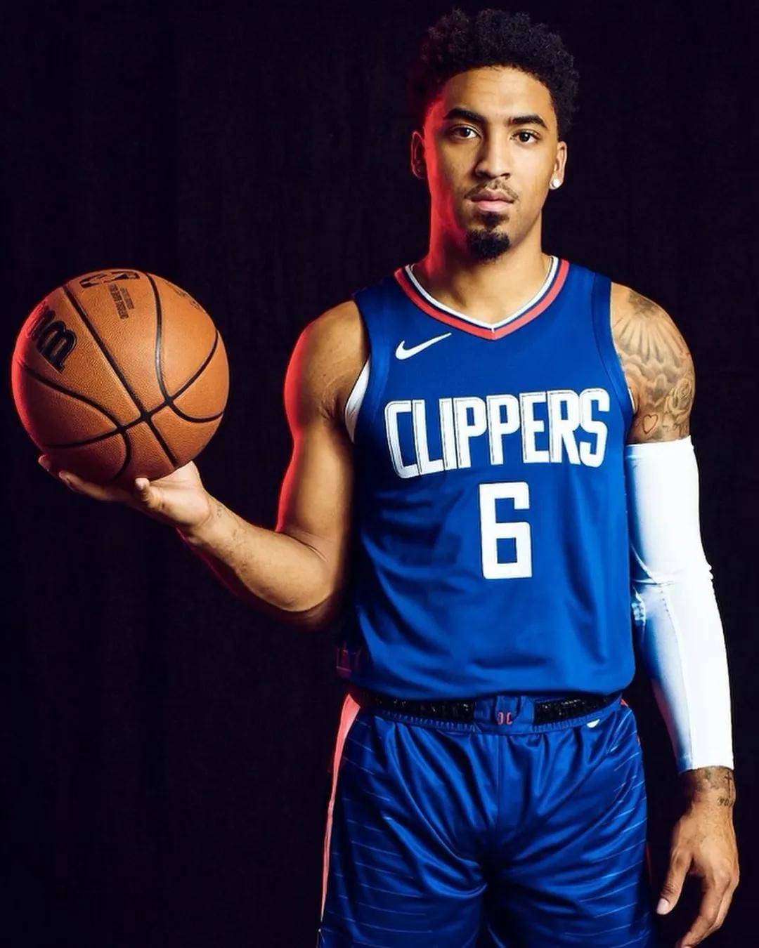 正式裁掉！无球可打！NBA状元把儿子坑(kēng)了(le)