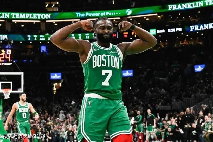 三隊(duì)交易，杰伦布朗加入灰熊(xióng)，组建三巨头