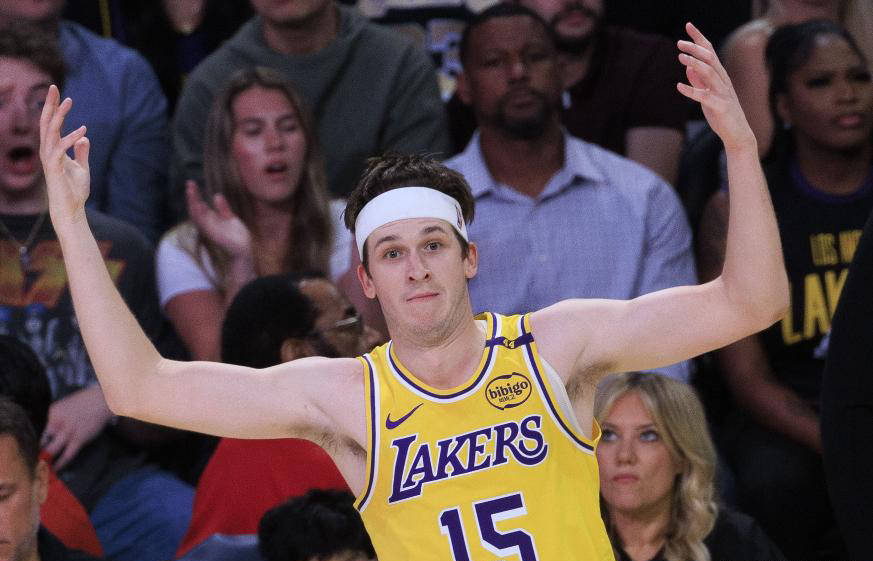 里弗斯(sī)助攻第(dì)1，总得分第(dì)2，开啓(qǐ)神奇赛季！