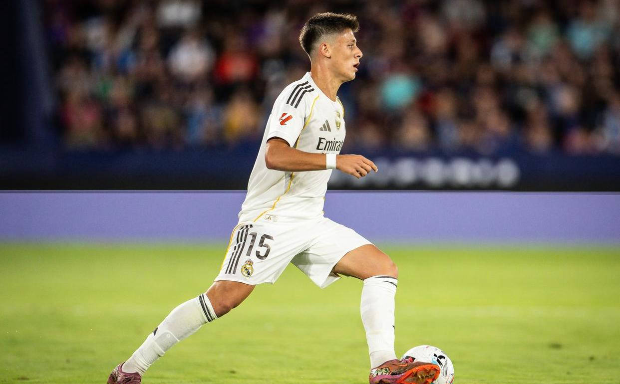 姆巴珮(pèi)神奇進(jìn)球(qiú)，居莱尔大師(shī)级助攻辅佐